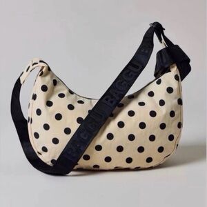 Baggu Cream Polka Dot Medium Crescent